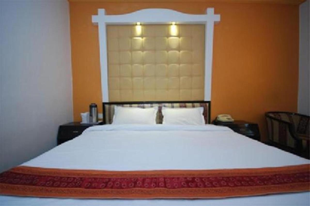 Hotel Suncity International จ๊อดปูร์ ภายนอก รูปภาพ