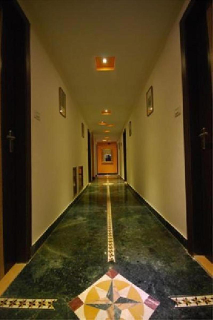 Hotel Suncity International จ๊อดปูร์ ภายนอก รูปภาพ