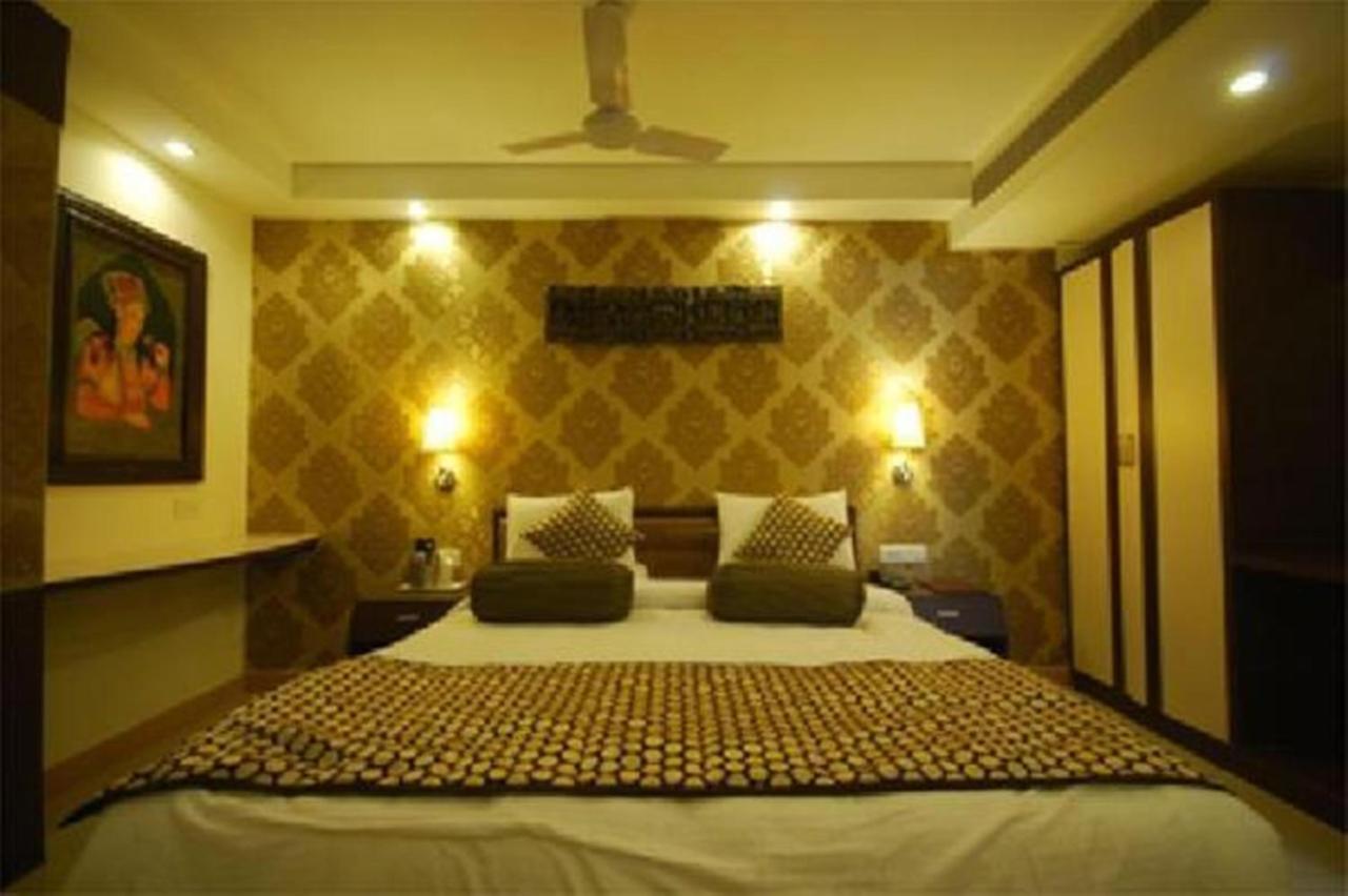 Hotel Suncity International จ๊อดปูร์ ภายนอก รูปภาพ